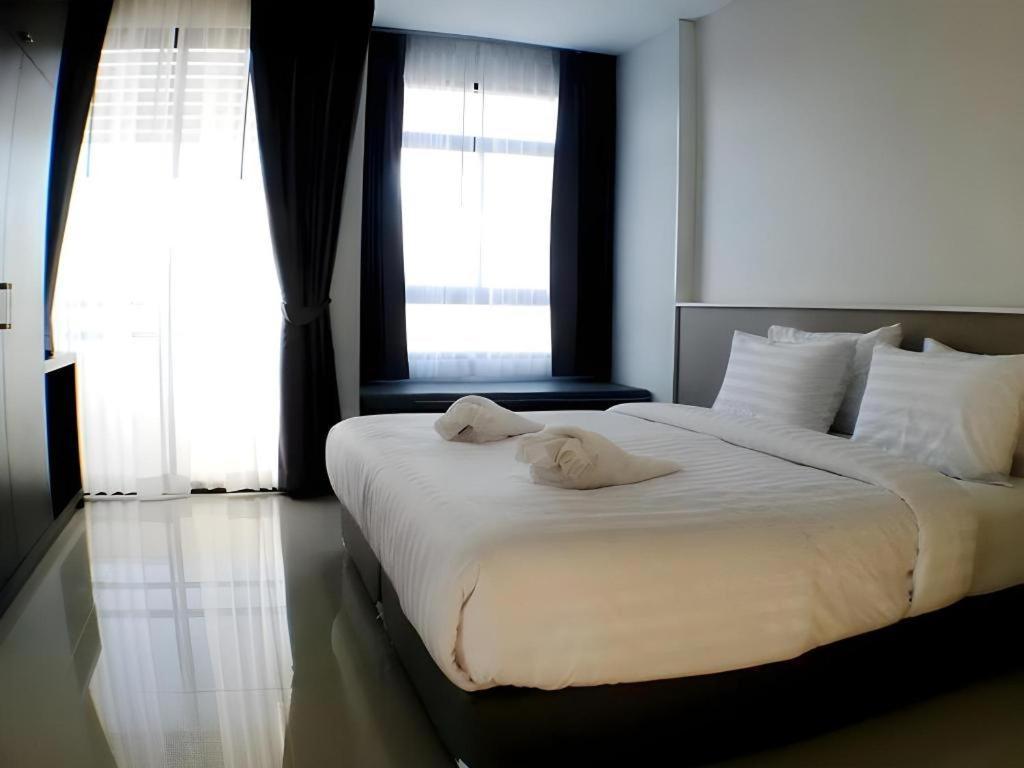 S-Tawan Hotel & Convention Маха Саракхам Екстериор снимка